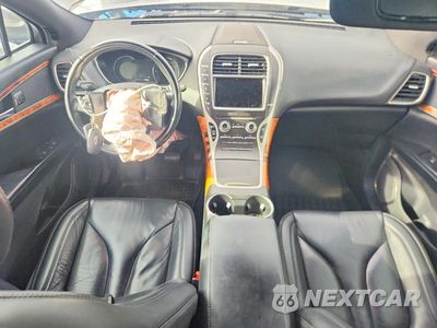 Zdjęcie 8 z 14 samochodu: 2018 LINCOLN MKX SELECT VIN:2LMPJ6KR2JBL31222 - miniatura
