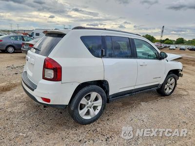 Trzecie zdjęcie samochodu z tyłu: 2016 JEEP COMPASS SPORT VIN:1C4NJCBA0GD793829 - miniatura