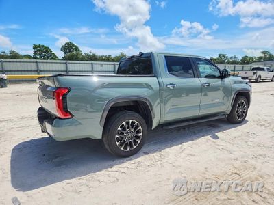 Trzecie zdjęcie samochodu z tyłu: 2025 TOYOTA TUNDRA CREWMAX LIMITED VIN:5TFJA5DB2SX318884 - miniatura
