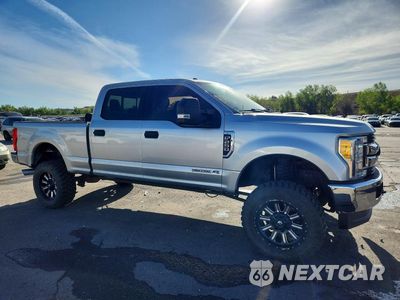 Czwarte zdjęcie samochodu z boku: 2017 FORD F250 SUPER DUTY VIN:1FT7W2BT6HED52658 - miniatura