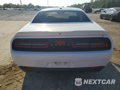 Zdjęcie 6 z 12 samochodu: 2018 DODGE CHALLENGER SXT VIN:2C3CDZAG5JH317551 - miniatura