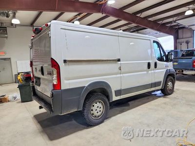 Trzecie zdjęcie samochodu z tyłu: 2017 RAM PROMASTER 1500 1500 STANDARD VIN:3C6TRVAG6HE550633 - miniatura
