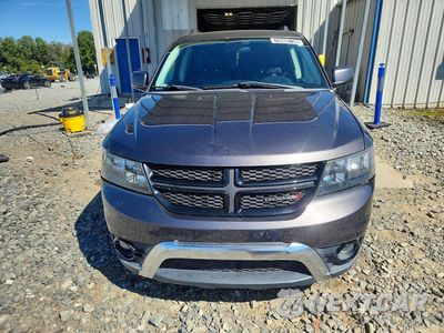 Piąte zdjęcie samochodu w środku: 2018 DODGE JOURNEY CROSSROAD VIN:3C4PDCGB5JT414844 - miniatura