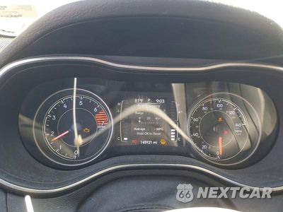 Zdjęcie 9 z 13 samochodu: 2019 JEEP CHEROKEE LATITUDE VIN:1C4PJLCB9KD358672 - miniatura