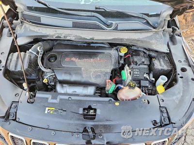 Zdjęcie 12 z 13 samochodu: 2018 JEEP COMPASS LATITUDE VIN:3C4NJDBBXJT256093 - miniatura