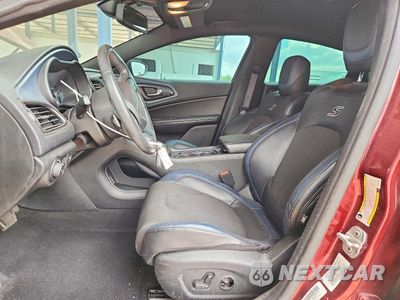 Zdjęcie 7 z 13 samochodu: 2015 CHRYSLER 200 S VIN:1C3CCCDG0FN523208 - miniatura