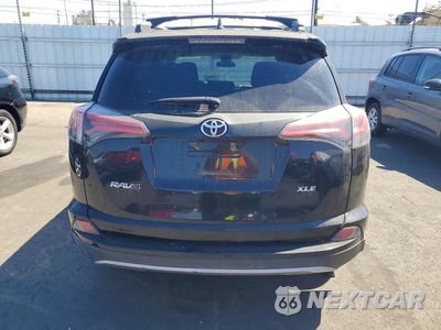 Zdjęcie 6 z 13 samochodu: 2018 TOYOTA RAV4 XLE VIN:2T3WFREV5JW479787 - miniatura