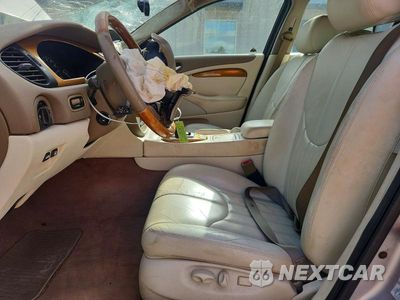 Zdjęcie 7 z 12 samochodu: 2000 JAGUAR S-TYPE VIN:SAJDA01C9YFL68355 - miniatura