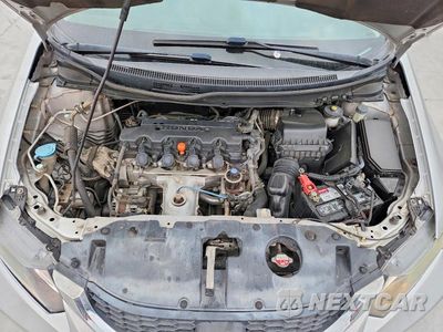 Zdjęcie 11 z 12 samochodu: 2015 HONDA CIVIC LX VIN:19XFB2E50FE013674 - miniatura
