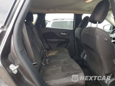 Zdjęcie 11 z 13 samochodu: 2015 JEEP CHEROKEE LATITUDE VIN:1C4PJMCSXFW708360 - miniatura