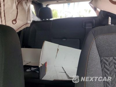 Zdjęcie 10 z 13 samochodu: 2022 CHEVROLET EQUINOX LT VIN:3GNAXKEV2NL230723 - miniatura