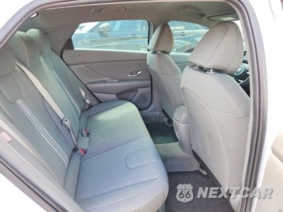 Zdjęcie 10 z 12 samochodu: 2025 HYUNDAI ELANTRA HYBRID SEL SPORT VIN:KMHLM4DJ0SU152654 - miniatura