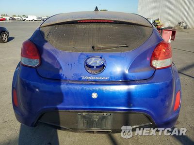 Zdjęcie 6 z 12 samochodu: 2012 HYUNDAI VELOSTER BASE VIN:KMHTC6AD8CU053160 - miniatura