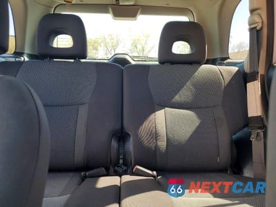 Zdjęcie 10 z 13 samochodu: 2004 TOYOTA RAV4 BASE VIN:JTEGD20V440026595 - miniatura