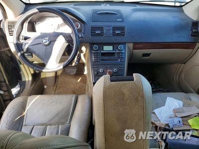 Zdjęcie 8 z 13 samochodu: 2013 VOLVO XC90 3.2 VIN:YV4952CZ3D1651876 - miniatura