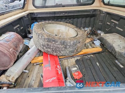 Zdjęcie 10 z 13 samochodu: 2022 CHEVROLET SILVERADO K3500 HIGH COUNTRY VIN:1GC4YVEY0NF310305 - miniatura