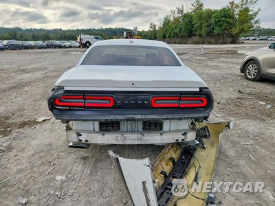 Zdjęcie 6 z 12 samochodu: 2016 DODGE CHALLENGER R/T VIN:2C3CDZBT0GH232444 - miniatura