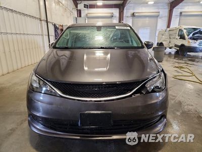 Piąte zdjęcie samochodu w środku: 2017 CHRYSLER PACIFICA TOURING VIN:2C4RC1DG1HR516171 - miniatura