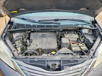 Zdjęcie 11 z 12 samochodu: 2012 TOYOTA SIENNA XLE 8-PASSENGER VIN:5TDYK3DC1CS277129 - miniatura