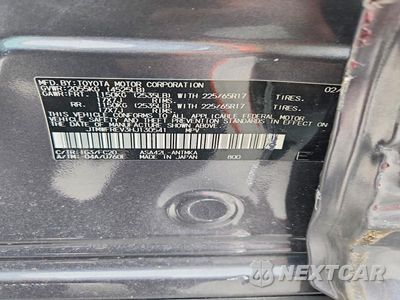Zdjęcie 13 z 13 samochodu: 2017 TOYOTA RAV4 XLE VIN:JTMWFREV3HJ130541 - miniatura