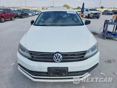 Piąte zdjęcie samochodu w środku: 2016 VOLKSWAGEN JETTA SE VIN:3VWD67AJ5GM341642 - miniatura