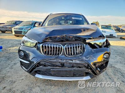 Piąte zdjęcie samochodu w środku: 2018 BMW X1 XDRIVE28I VIN:WBXHT3C32J5L28965 - miniatura
