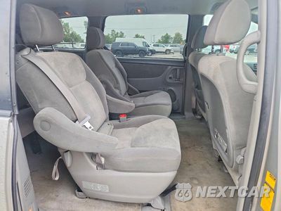 Zdjęcie 11 z 13 samochodu: 2006 TOYOTA SIENNA LE 7 PASSENGER VIN:5TDZA23C36S565290 - miniatura