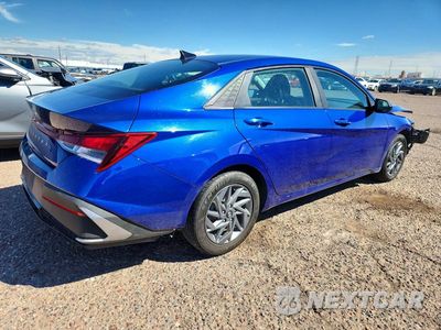 Trzecie zdjęcie samochodu z tyłu: 2024 HYUNDAI ELANTRA SEL VIN:KMHLM4DG3RU675360 - miniatura