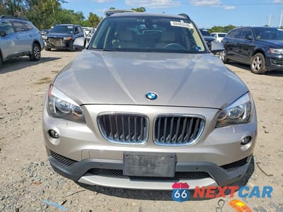 Piąte zdjęcie samochodu w środku: 2014 BMW X1 XDRIVE28I VIN:WBAVL1C51EVY21142 - miniatura