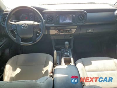 Zdjęcie 8 z 12 samochodu: 2019 TOYOTA TACOMA SR VIN:5TFRX5GN0KX153392 - miniatura
