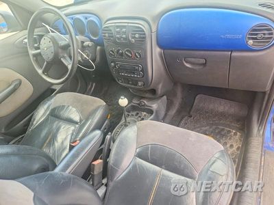 Zdjęcie 8 z 13 samochodu: 2003 CHRYSLER PT CRUISER LIMITED VIN:3C8FY68B93T654884 - miniatura