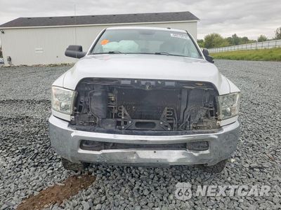 Piąte zdjęcie samochodu w środku: 2015 RAM 2500 ST VIN:3C6TR5HT2FG685449 - miniatura
