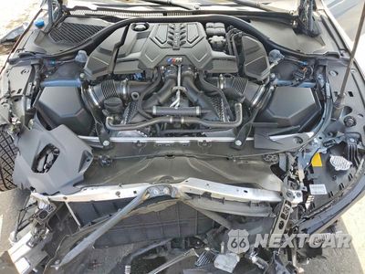 Zdjęcie 11 z 13 samochodu: 2025 BMW M8 VIN:WBSGV0C02SCW17082 - miniatura