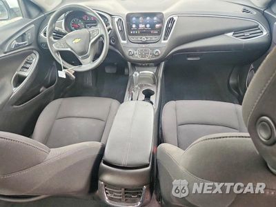 Zdjęcie 8 z 13 samochodu: 2019 CHEVROLET MALIBU LT VIN:1G1ZD5ST6KF152289 - miniatura