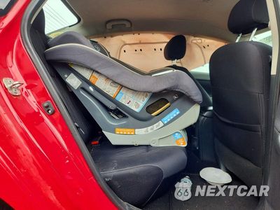 Zdjęcie 10 z 12 samochodu: 2018 NISSAN SENTRA SV VIN:3N1AB7AP3JL618391 - miniatura