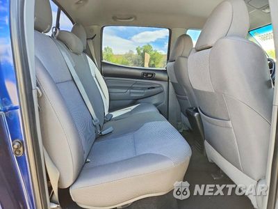 Zdjęcie 10 z 12 samochodu: 2014 TOYOTA TACOMA V6 VIN:3TMLU4EN4EM138903 - miniatura