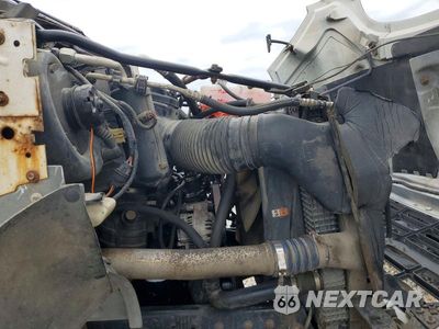 Zdjęcie 10 z 13 samochodu: 2003 FORD F750 SUPER DUTY VIN:3FDXF75B13MB05904 - miniatura