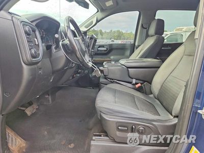 Zdjęcie 7 z 12 samochodu: 2019 CHEVROLET SILVERADO K1500 RST VIN:1GCUYEED6KZ156657 - miniatura