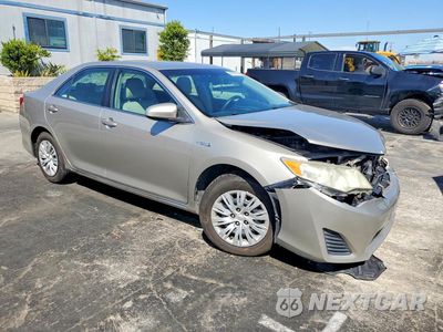 Czwarte zdjęcie samochodu z boku: 2013 TOYOTA CAMRY HYBRID LE VIN:4T1BD1FK3DU070727 - miniatura