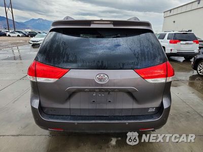 Zdjęcie 6 z 12 samochodu: 2014 TOYOTA SIENNA XLE 7-PASSENGER VIN:5TDDK3DC0ES090515 - miniatura