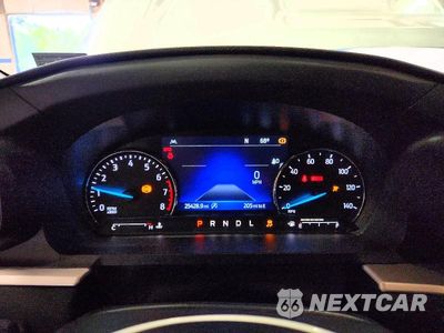 Zdjęcie 9 z 14 samochodu: 2024 FORD EXPLORER XLT VIN:1FMSK8DH0RGA87223 - miniatura