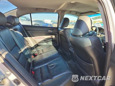 Zdjęcie 11 z 13 samochodu: 2011 HONDA ACCORD SE VIN:1HGCP2F60BA113476 - miniatura