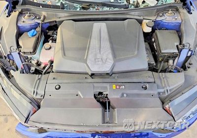 Zdjęcie 11 z 13 samochodu: 2024 KIA EV6 GT LINE VIN:KNDC44LAXR5218511 - miniatura