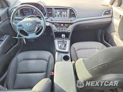 Zdjęcie 8 z 13 samochodu: 2017 HYUNDAI ELANTRA VALUE EDITION VIN:KMHD84LFXHU371491 - miniatura