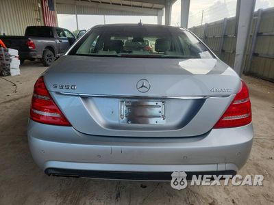 Zdjęcie 6 z 12 samochodu: 2012 MERCEDES-BENZ S 550 4MATIC VIN:WDDNG9EB2CA447644 - miniatura