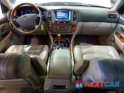 Zdjęcie 8 z 13 samochodu: 2004 LEXUS LX 470 BASE VIN:JTJHT00W343543665 - miniatura