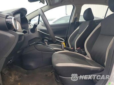 Zdjęcie 7 z 12 samochodu: 2021 NISSAN VERSA SV VIN:3N1CN8EV6ML894793 - miniatura