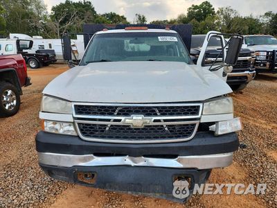 Piąte zdjęcie samochodu w środku: 2007 CHEVROLET SILVERADO C3500 VIN:1GBJC34D07E157734 - miniatura