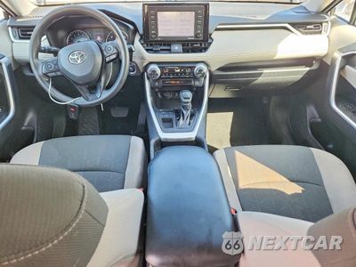 Zdjęcie 8 z 13 samochodu: 2020 TOYOTA RAV4 XLE VIN:2T3W1RFV8LC050161 - miniatura