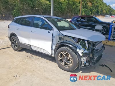 Czwarte zdjęcie samochodu z boku: 2025 KIA SPORTAGE LX VIN:5XYK23DF0SG324811 - miniatura